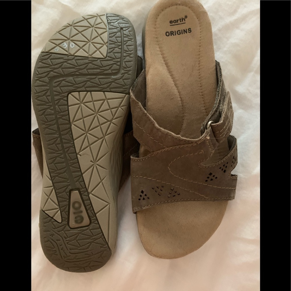 Earth Origin leather  sandals. Never been worn.